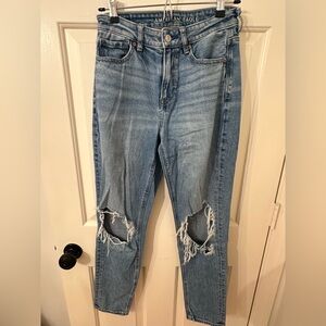 American Eagle Outfitters Light Blue Distressed Boyfriend Jeans